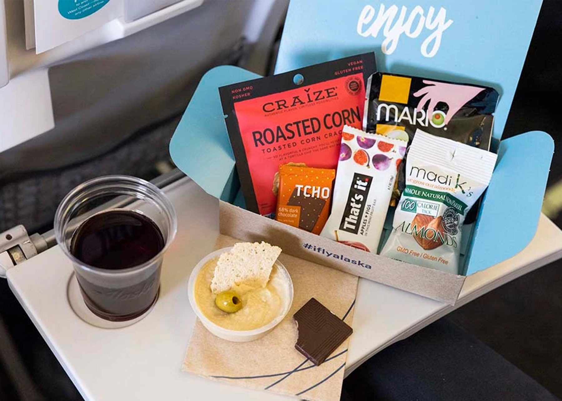 The 9 Best Vegan Airline Snacks