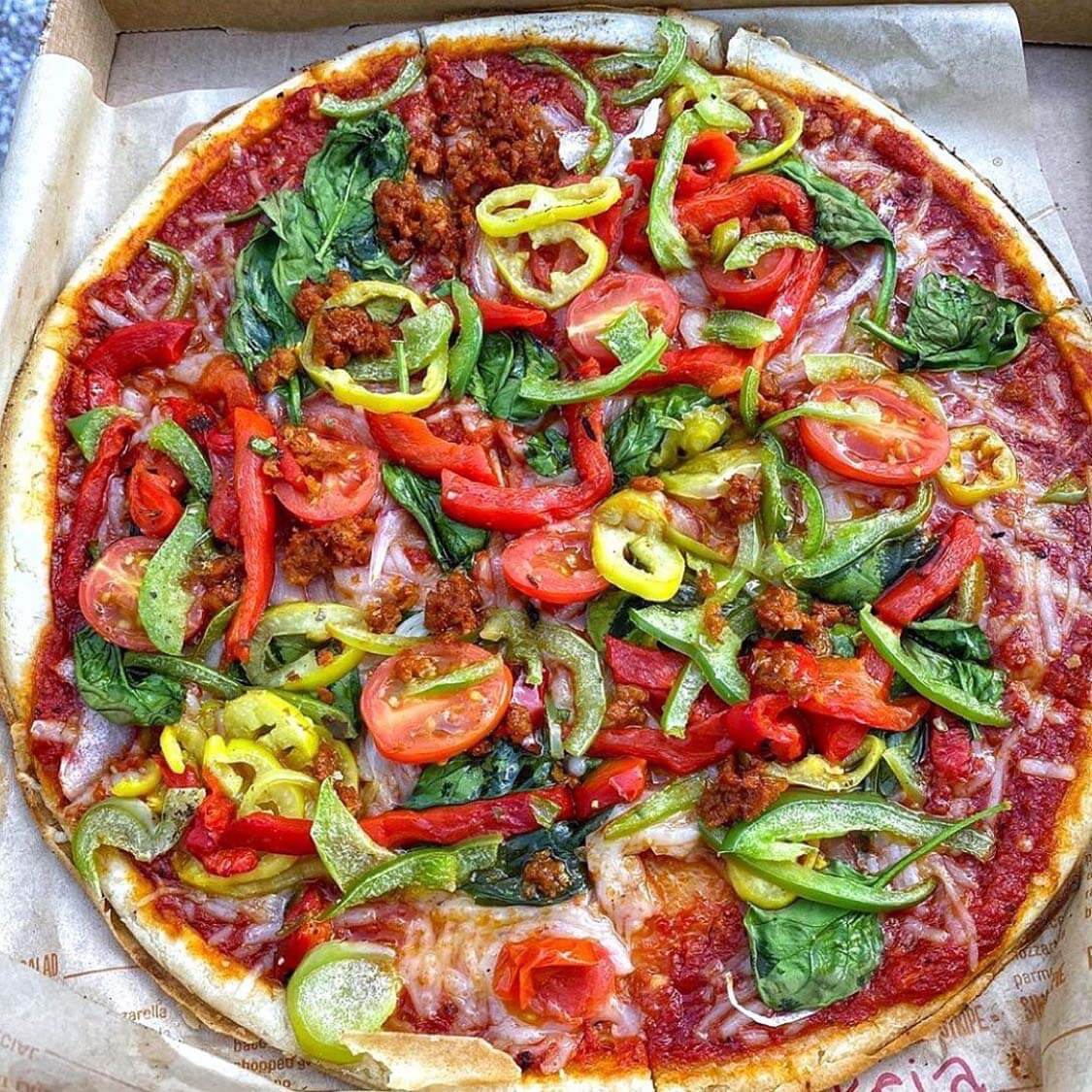 Featured image of post Easiest Way to Make Vegan Pizza Near Me Delivery