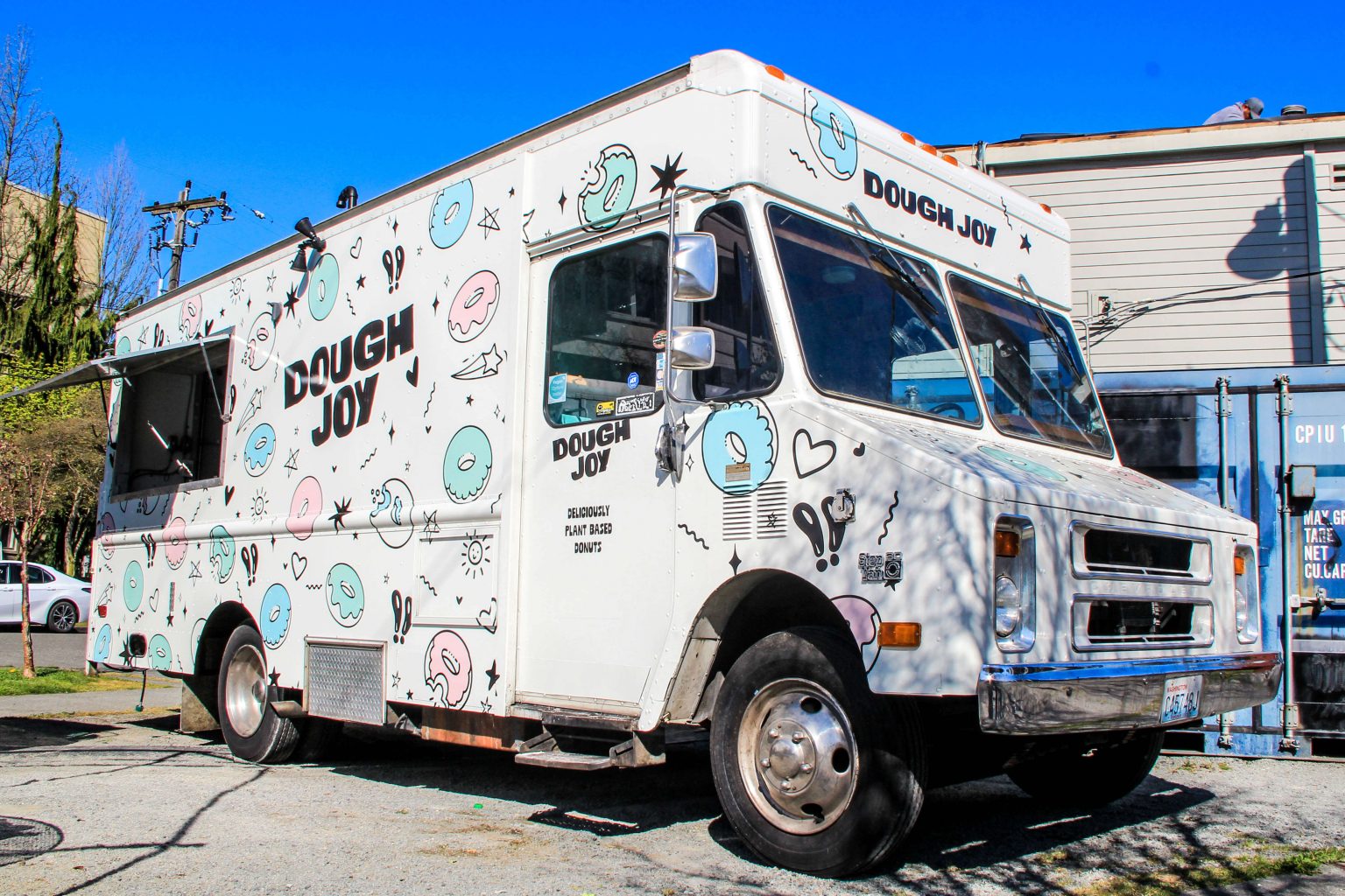 LGBTQ+Owned Vegan Doughnut Truck Opens in Seattle
