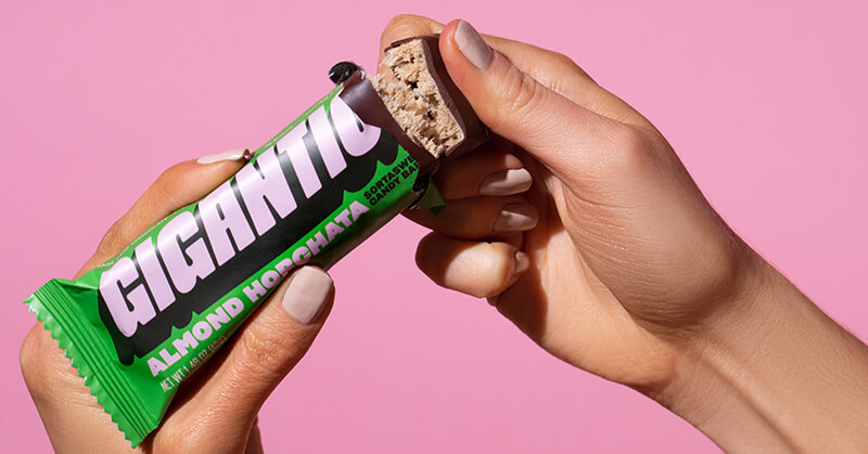 Gigantic! Salted Peanut Candy Bar