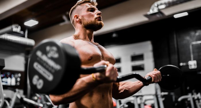 Bodybuilder lifting weights