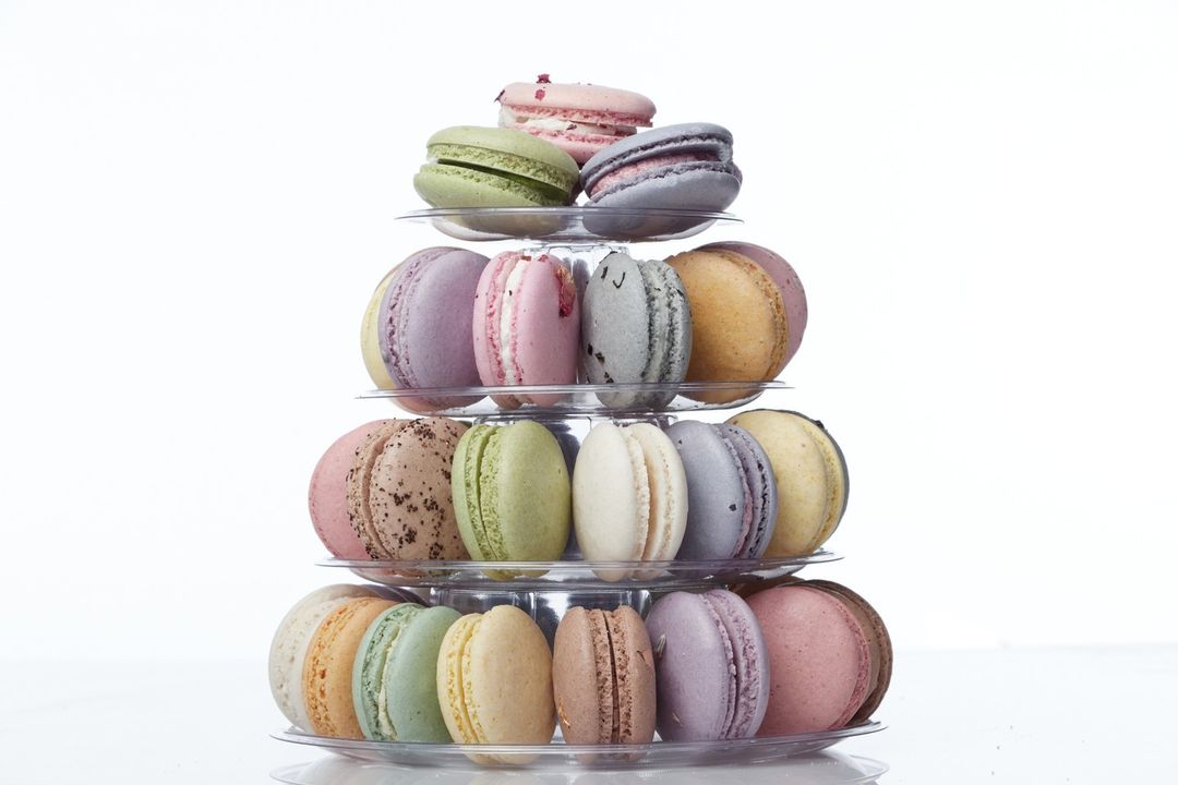 Verón macaroons stacked