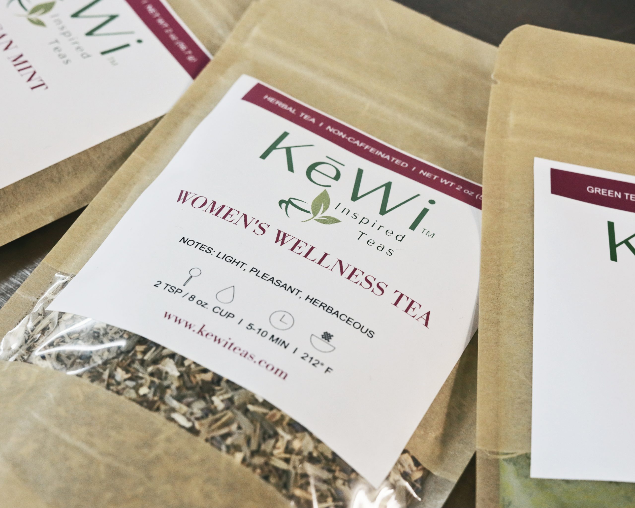 KēWi Teas packages