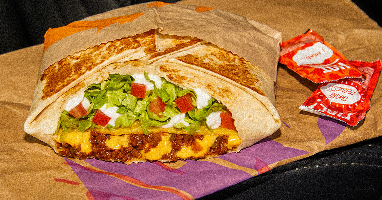 Taco Bell vegan Crunchwrap