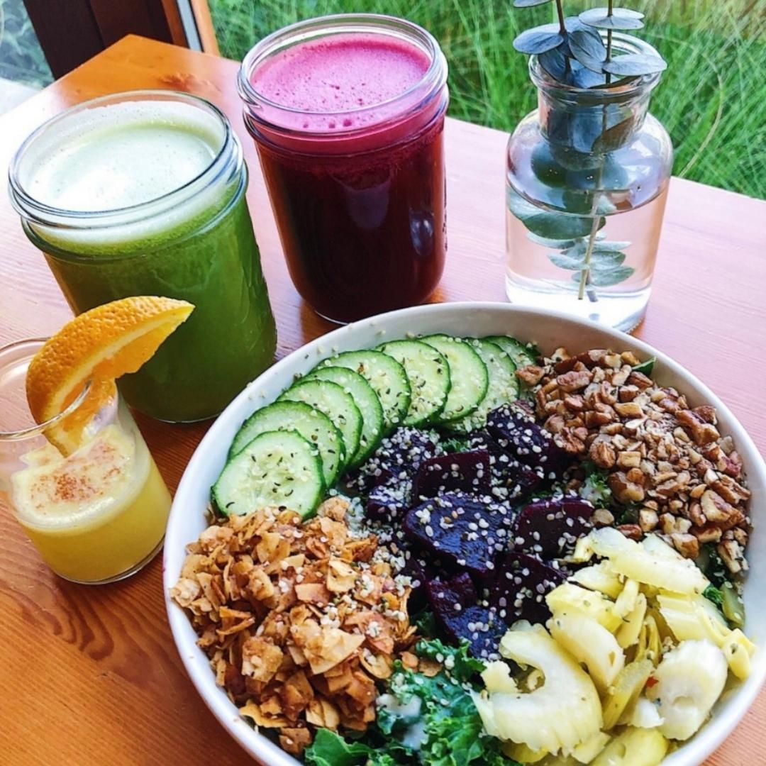 Vegan bowl and smoothies from Blossoming Lotus