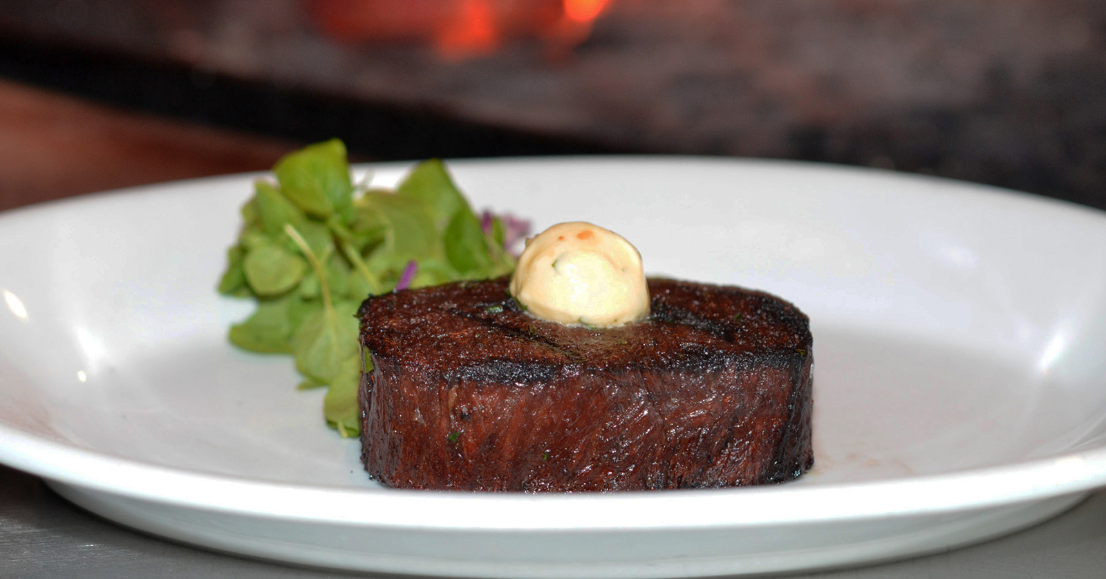 Charley’s Steak House Adds Plant-Based Steak to Menu