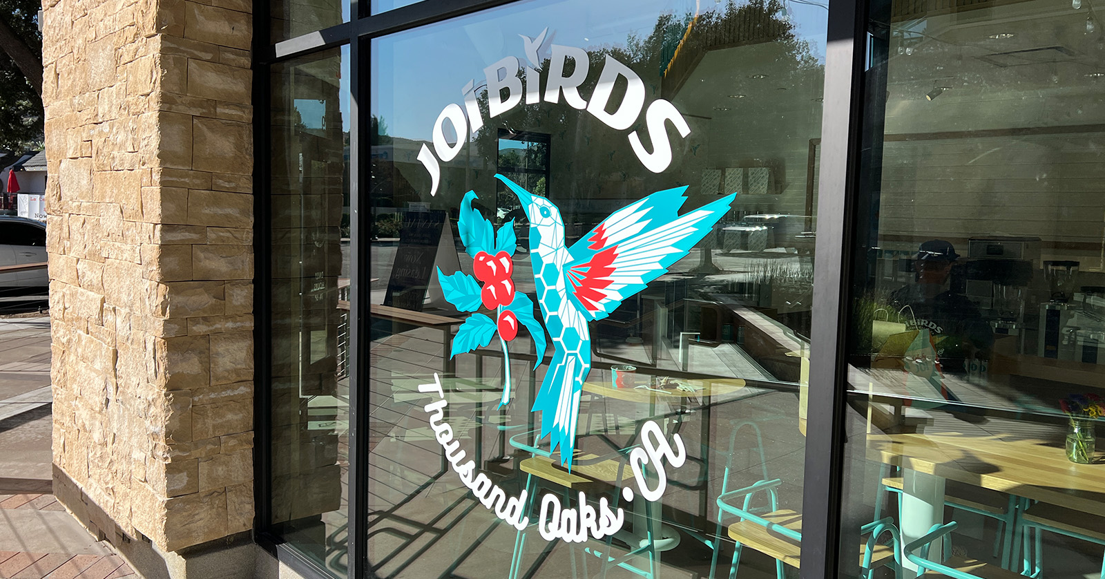 JOi Cafe Expands to Thousand Oaks with New JOiBIRDS Restaurant