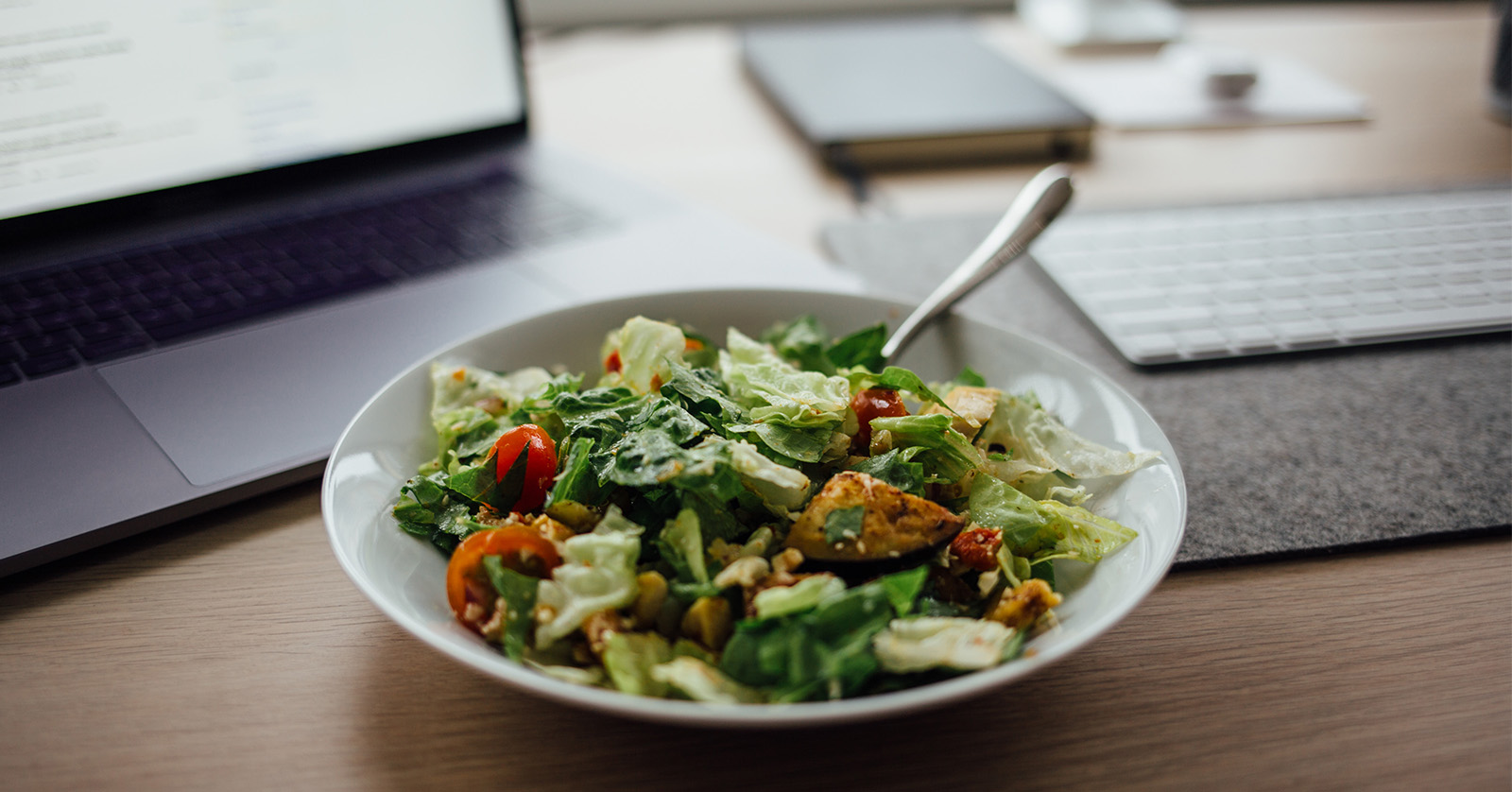 10 Plant-Based Foods to Eat During Your Period