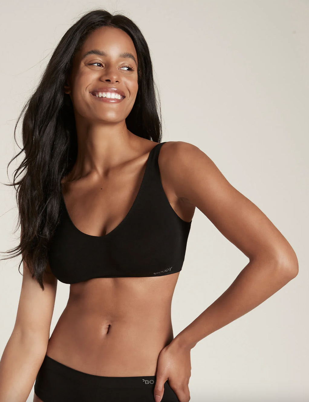 290 Women's Activewear Tops & Sports Bras x Centric ideas in 2024