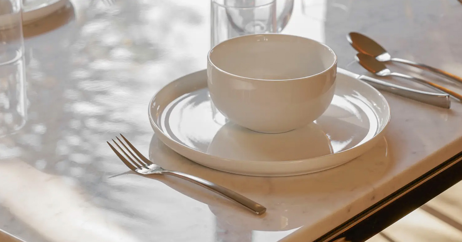 Sustainable Dinnerware for Your Vegan Kitchen