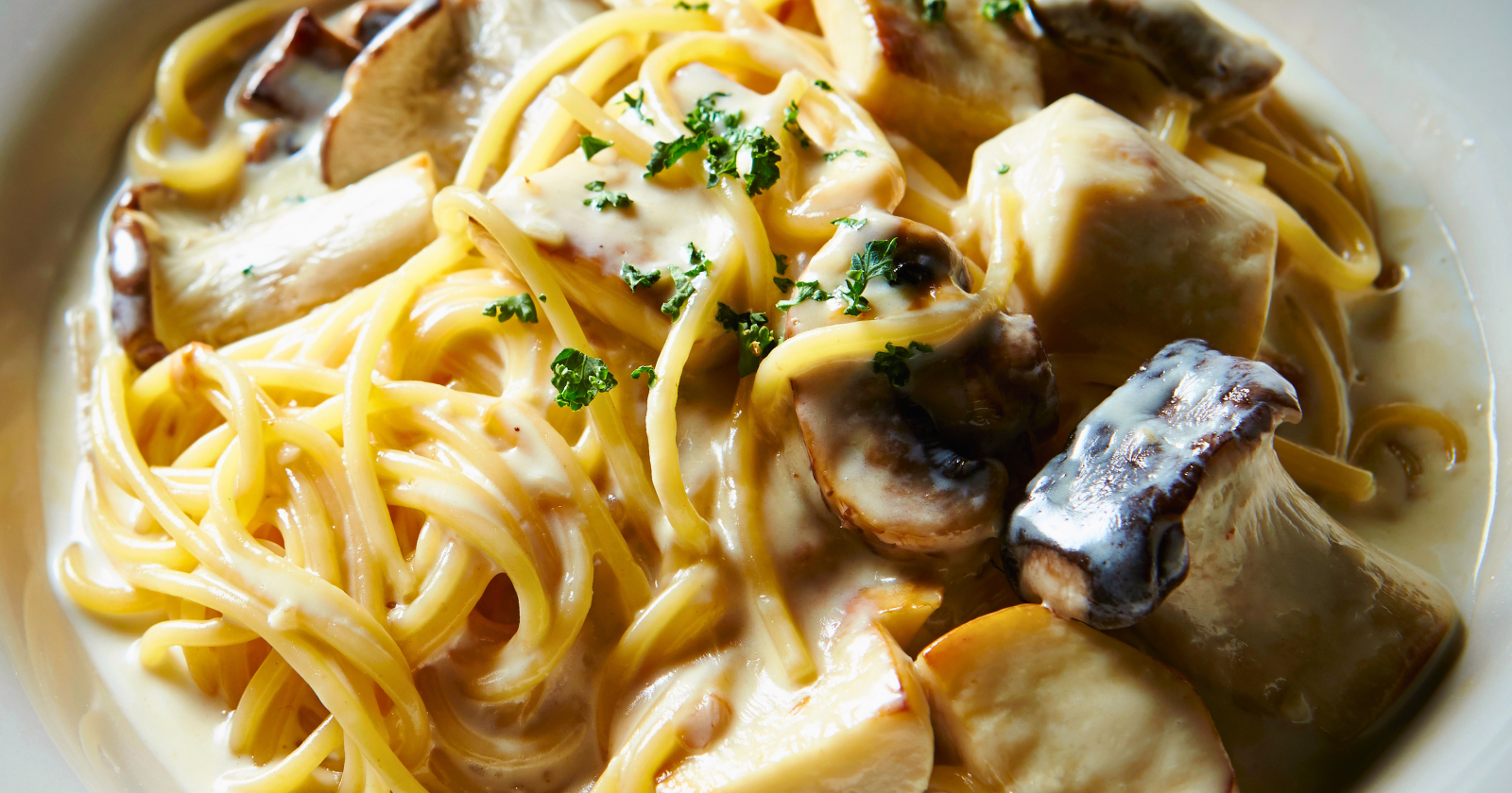 A vibrant scene hides the dark secrets of nocturnal pleasures