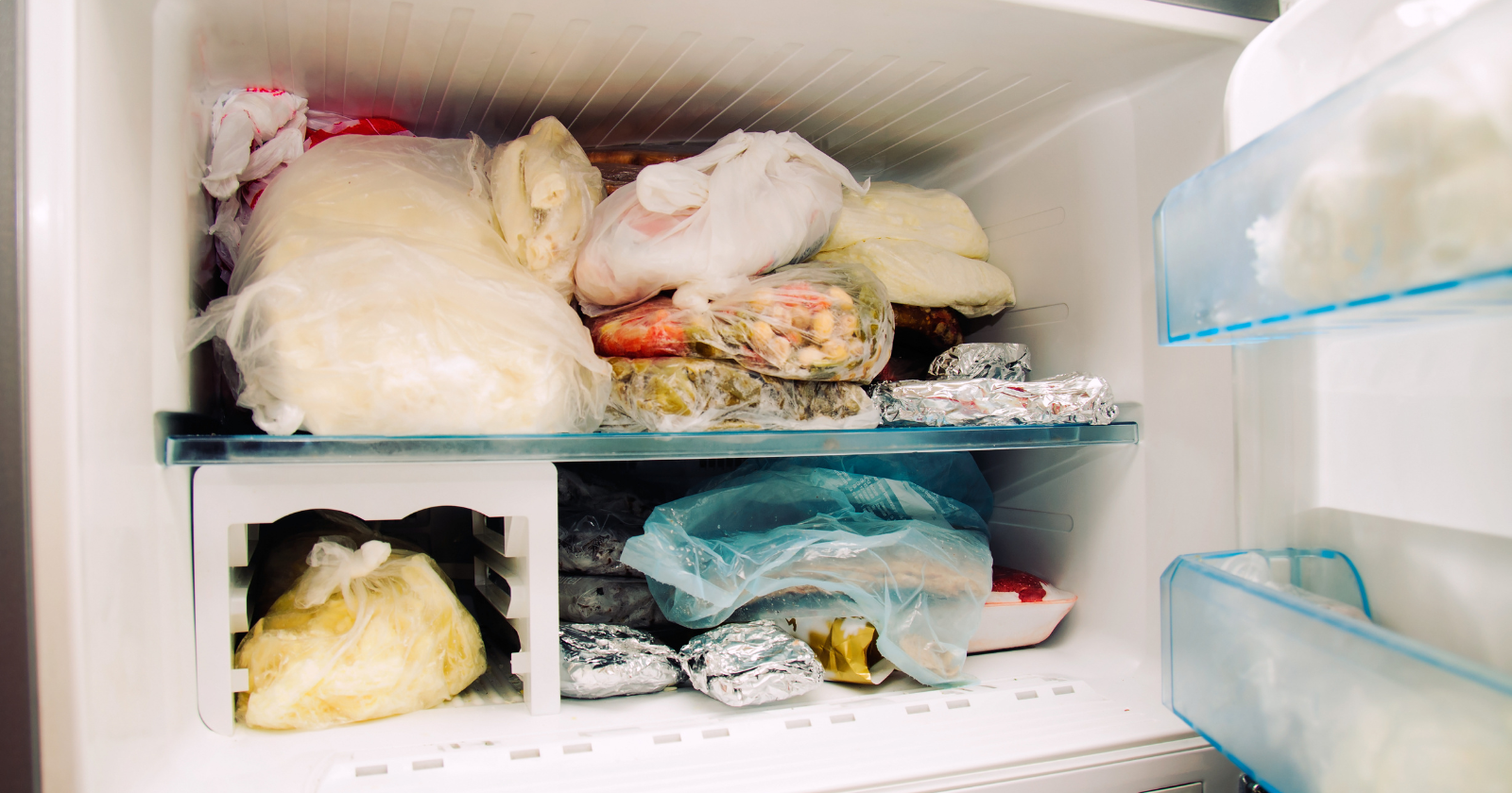 8 things families who live paycheck-to-paycheck always keep in the ...