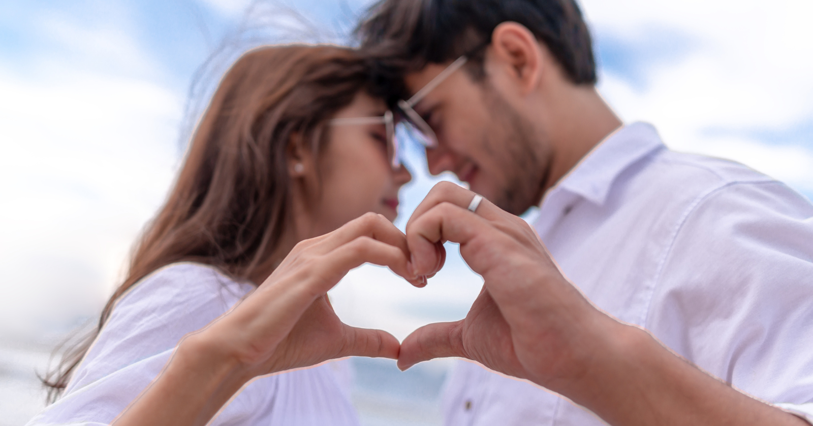 10 things lower middle-class couples do for anniversaries that upper-class couples would never consider – VegOut