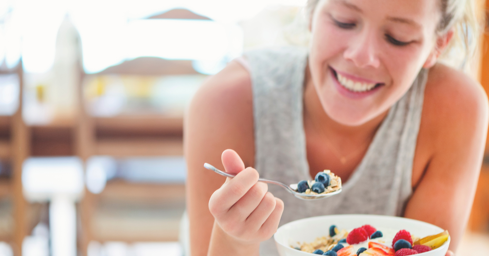 People who eat the same simple breakfast every morning for decades may not be boring — they may have learned that decision fatigue starts before the day does and protected themselves accordingly