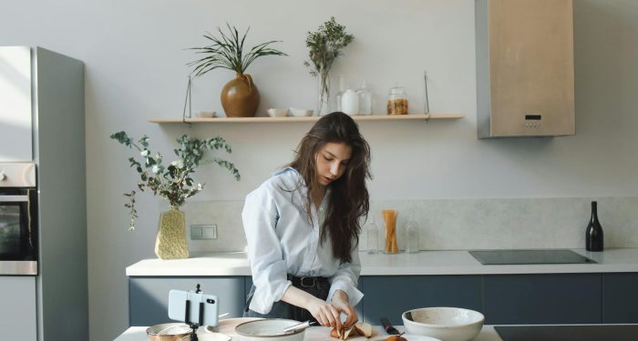 5 quiet signs someone has stopped performing wellness and actually started living it