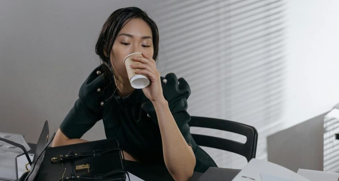 7 habits of people who genuinely enjoy Mondays, and none of them involve productivity systems