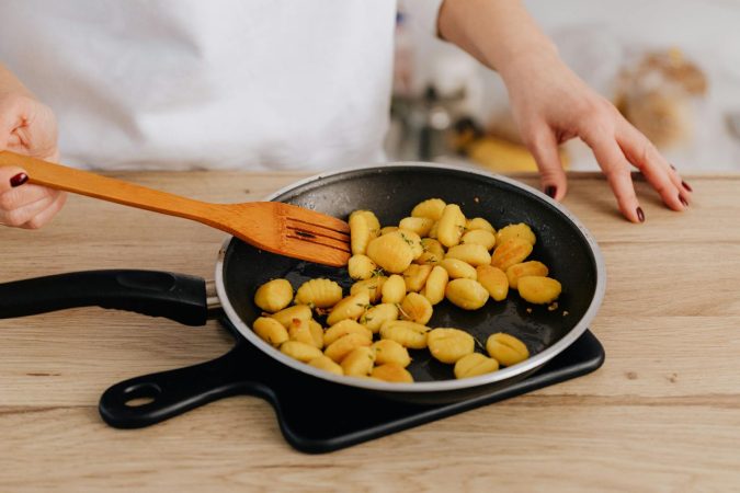 One-Pan Crispy Gnocchi With Sun-Dried Tomatoes and Vegan Pesto in 20 Minutes