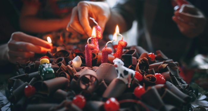 Psychology says people who go quiet at their own birthday dinners aren't ungrateful, they spent decades being the one who organized everyone else's celebrations and never developed the muscle for receiving attention