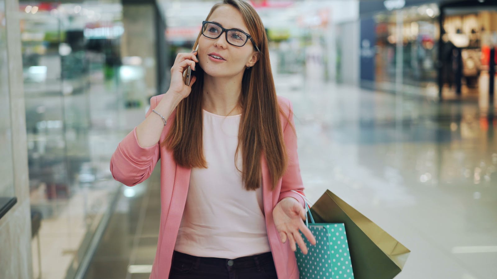 woman anxious shopping