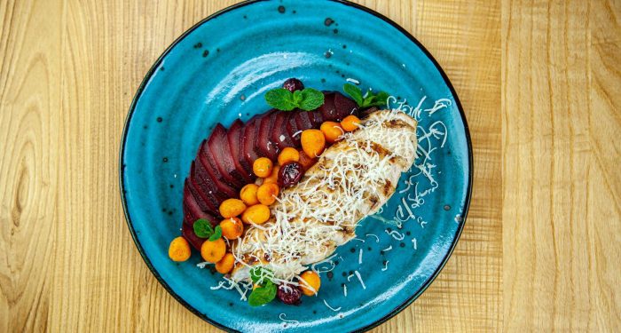 A four-week diet trial just lowered biological age in adults over 65 — and the winning plate looked nothing like what longevity influencers have been pushing