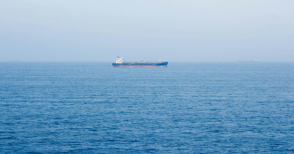 Global shipping carbon tax survives U.S. pressure campaign, faces November vote