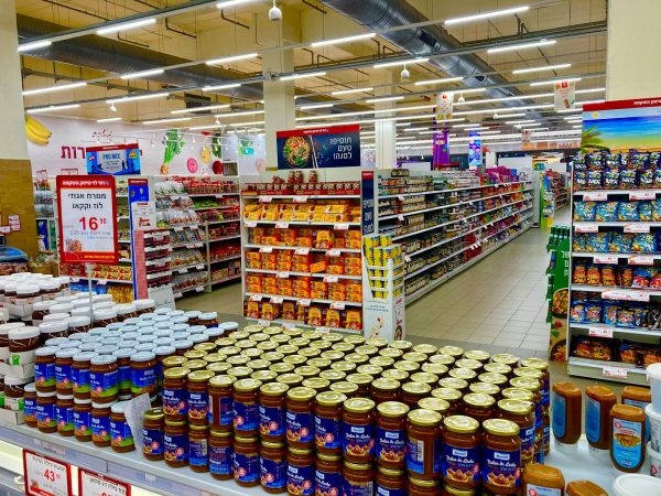 Oterra and Debut bet on fermentation to replace Red 40 in US food supply