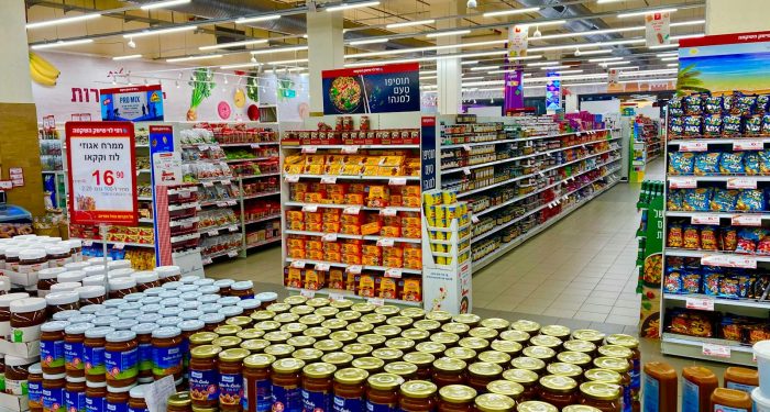 Oterra and Debut bet on fermentation to replace Red 40 in US food supply