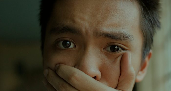 Psychology says people who notice when a friend has lost weight, gotten a haircut, or seems quieter than usual aren't being nosy, they grew up needing to read a room for safety and they never stopped scanning faces for the small changes that matter
