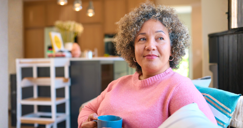 10 small evening rituals people quietly adopt in their fifties, from drinking water before wine to keeping the kitchen lights low after eight to refusing to answer work emails after the dishes are done