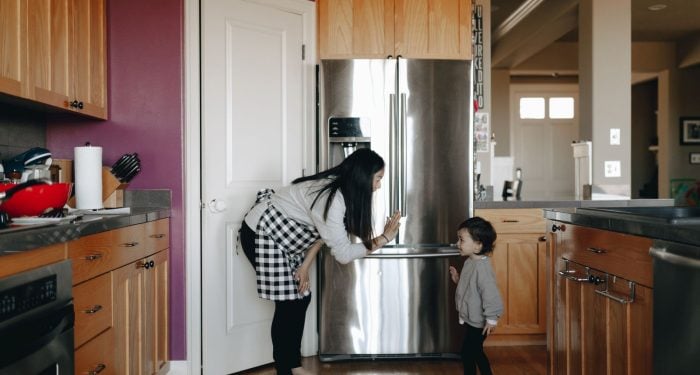 Adults who grew up in the 1970s eating whatever was in the fridge, drinking from the garden hose, and skipping breakfast without anyone panicking often develop a relationship to food in later life that doesn't require an app, a label, or a moral position to feel normal
