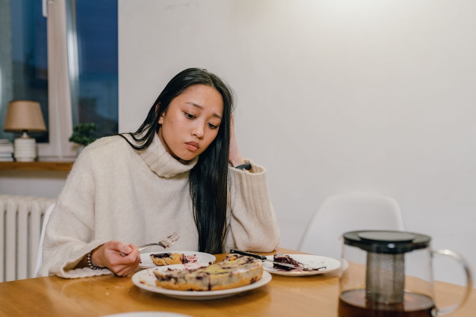 Nobody talks about why the calmest people in the room are often the ones who eat alone most often, and it isn't loneliness or avoidance, it's that solitary meals are where they finally stop performing